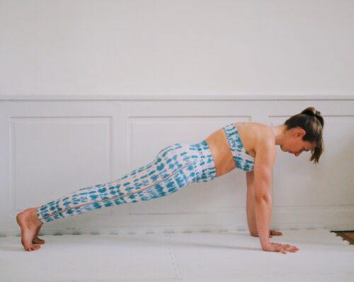 Plank shoulder blade push-ups